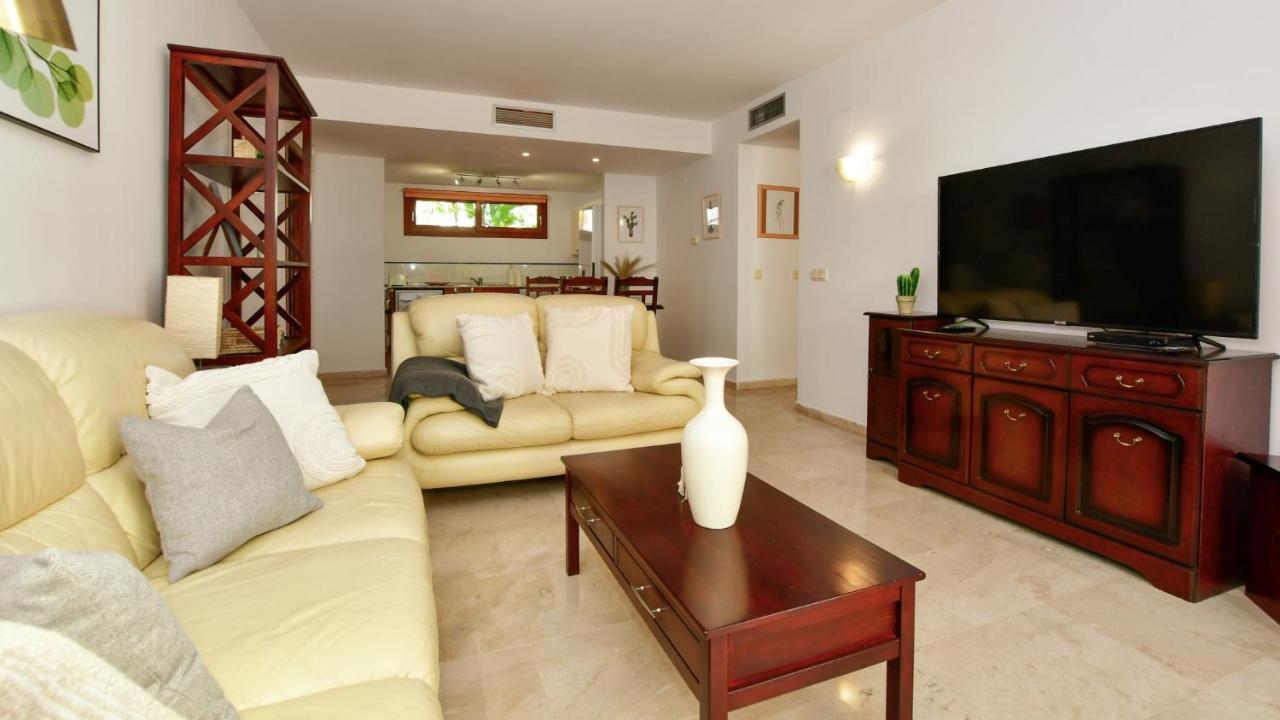 Apartamento La Entrada Punta Prima  Exterior photo